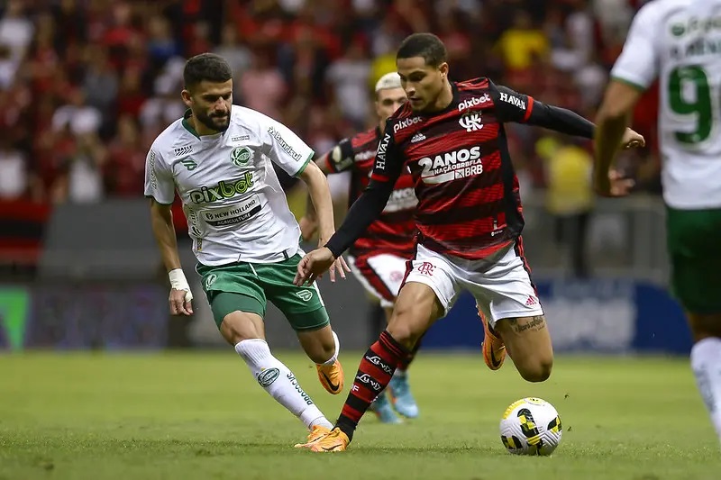 Corinthians, Flamengo, Fluminense e Palmeiras em campo; veja os jogos de hoje e onde assistir