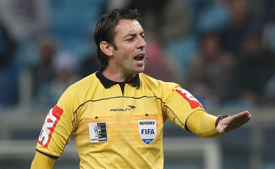 Fifa divulga equipe de arbitragem para decisão do terceiro lugar com dois brasileiros