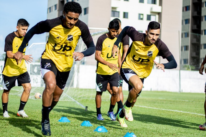 ABC x Sampaio Corrêa, Flamengo e São Paulo; confira os jogos de hoje e onde assistir