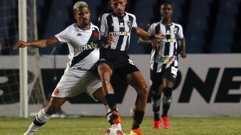 Vasco x Botafogo, Corinthians x Palmeiras e Inter; veja os jogos de hoje e onde assistir