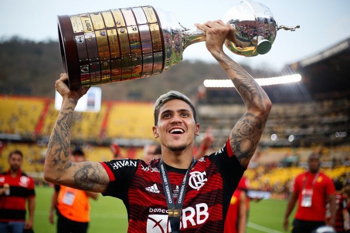 Em temporada mágica pelo Flamengo, Pedro é eleito o ‘Rei da América’ de 2022