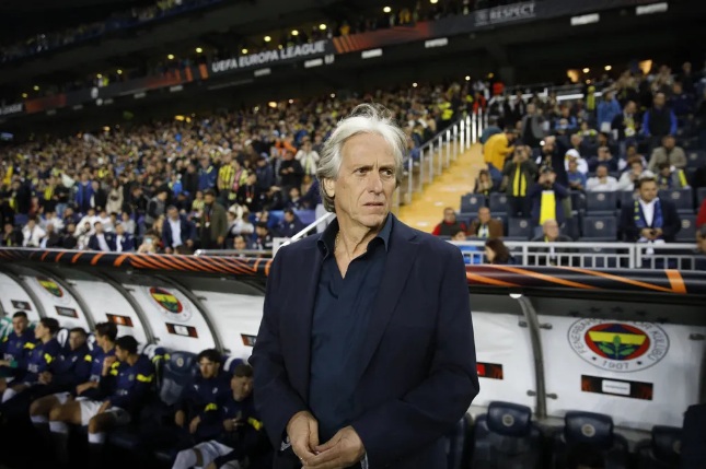 Em áudio vazado, Jorge Jesus admite contato do Fla: 'Podiam me esperar'