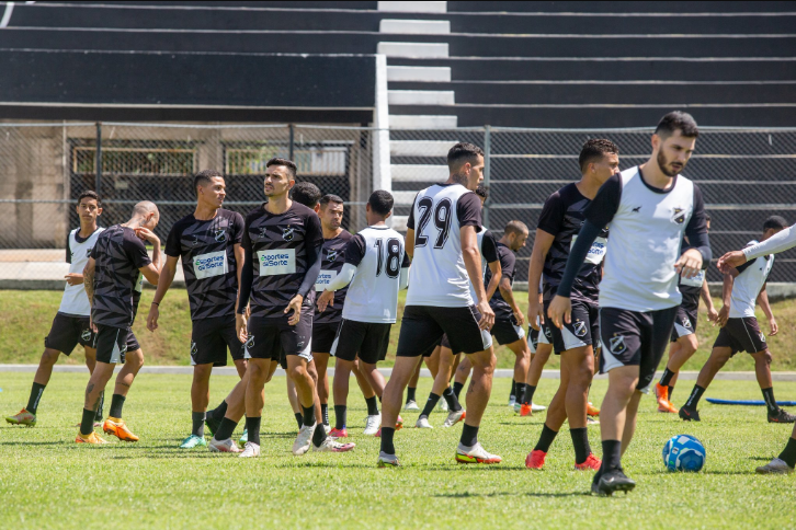 ABC x Grêmio, Flamengo e Cruzeiro em campo; veja os jogos de hoje e onde assistir