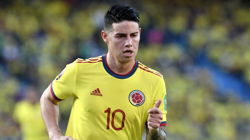 Botafogo oficializa proposta para contratar James Rodríguez