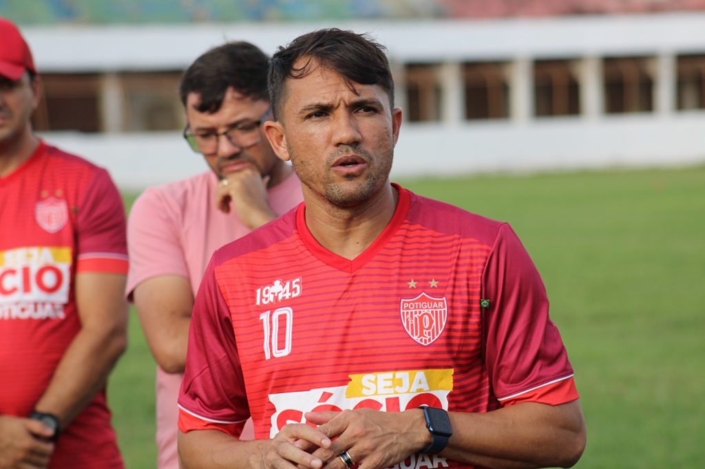 Márcio Mossoró assume o comando do Potiguar de forma interina na Série D