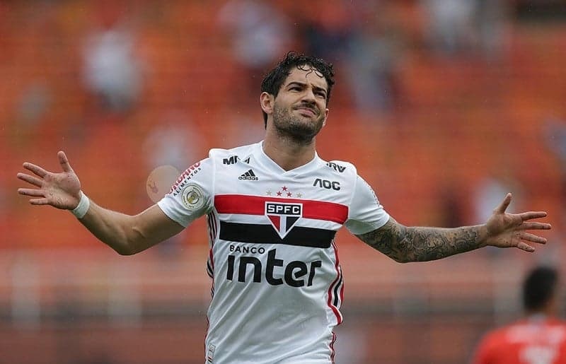 São Paulo anuncia retorno de Alexandre Pato ao clube
