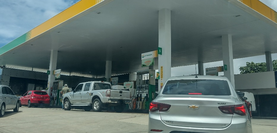 Procon Natal divulga pesquisa e aponta queda no preço da gasolina em julho