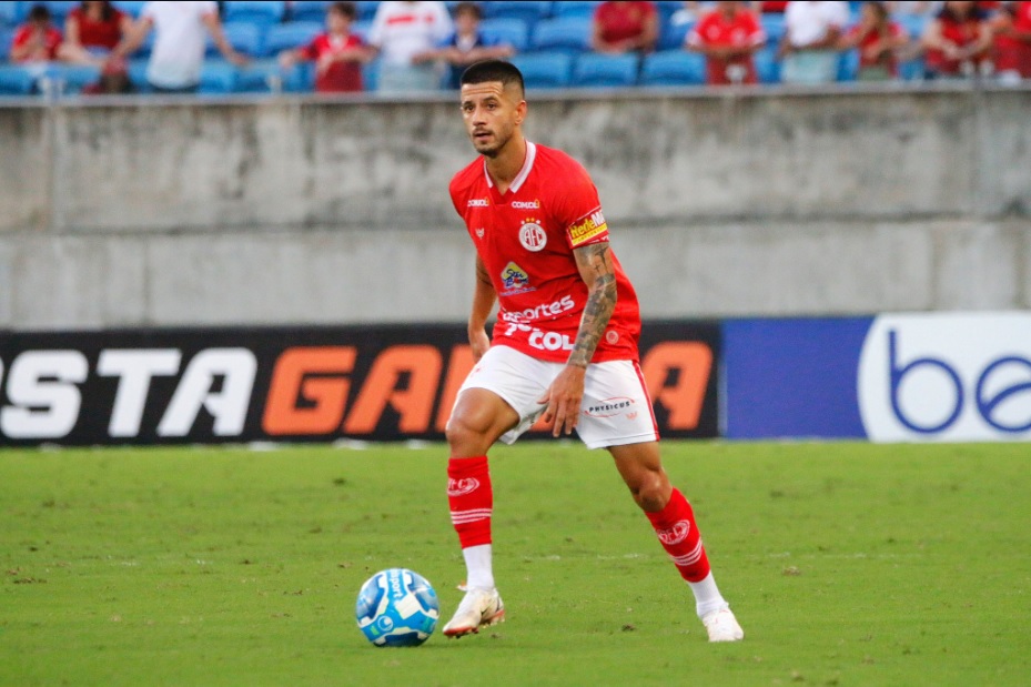 VÍDEO: América-RN perde de virada pro Manaus em plena Arena das Dunas e volta pra zona de rebaixamento