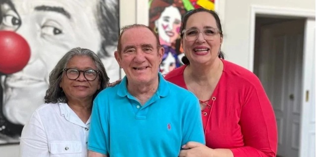 Rejeitado pela Globo, Renato Aragão faz anúncio com Marlene Mattos