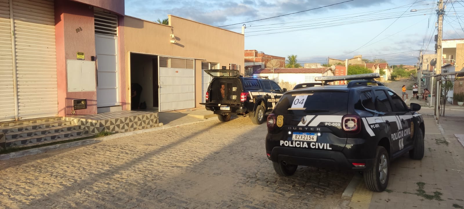 Polícia Civil prende 10 em operação contra tráfico de drogas em Caicó
