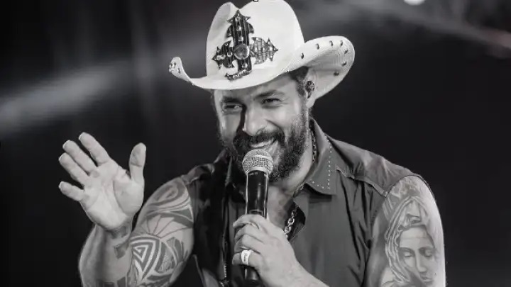 Cantor sertanejo morre aos 41 anos