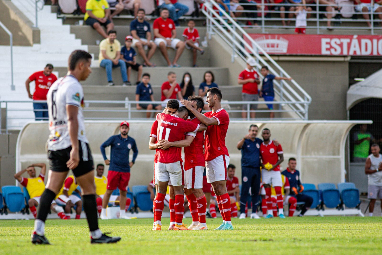 VÍDEO: América-RN goleia o Globo e segue líder do Grupo A no Campeonato Potiguar